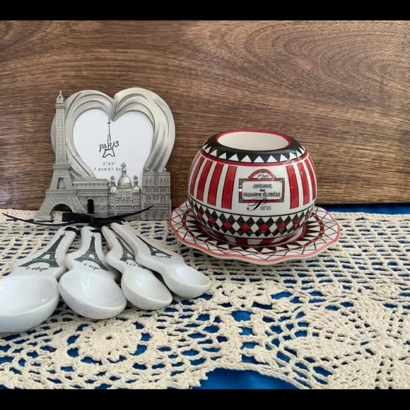 Paris Themed Collection (Set of 3) - Picture 2 of 6